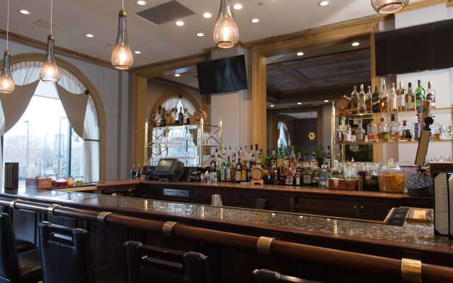 The Royal Sonesta Harbor Court Baltimore