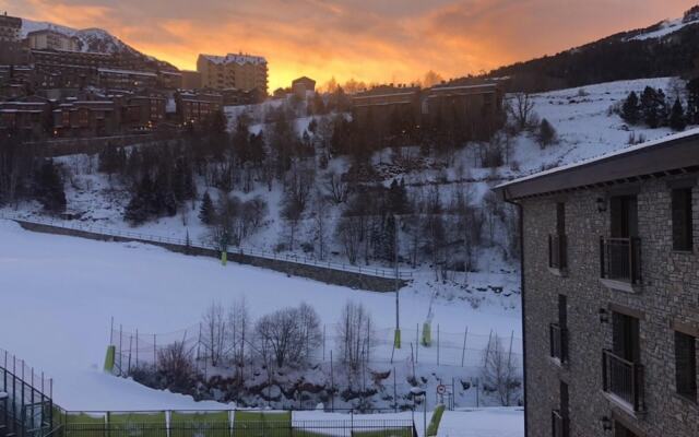 Mansion With one Bedroom in Canillo