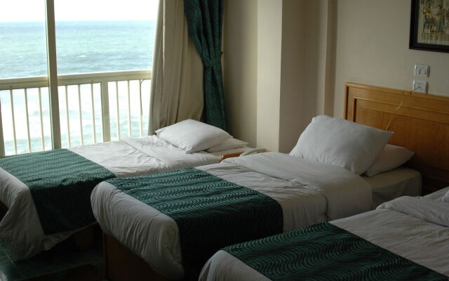 Royal Crown Hotel
