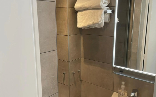 Mary's Hotel République