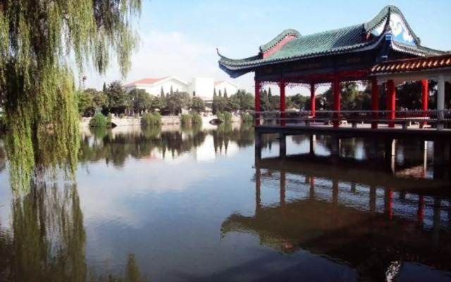Nanhu Hotel