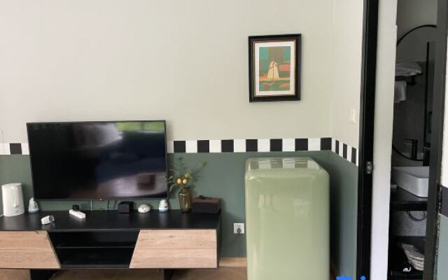 Zhiting Hotel