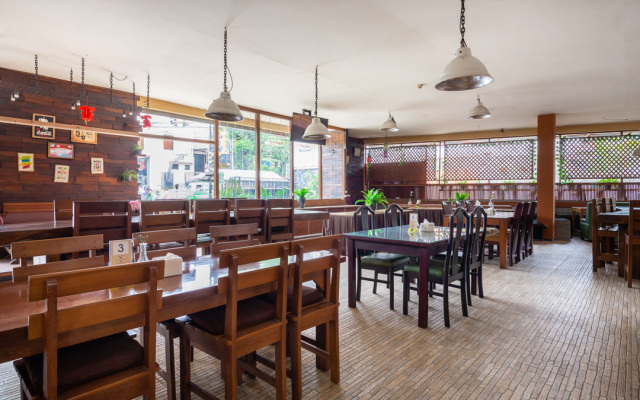 RedDoorz Plus near Balai Kota Batu 2