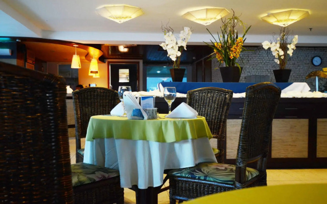 Coral Plaza Apart Hotel