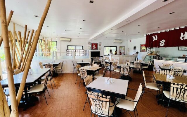 Microtel Inn & Suites Luisita-tarlac