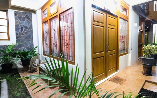 NIDA Rooms Merpati Smabi Sari Temple