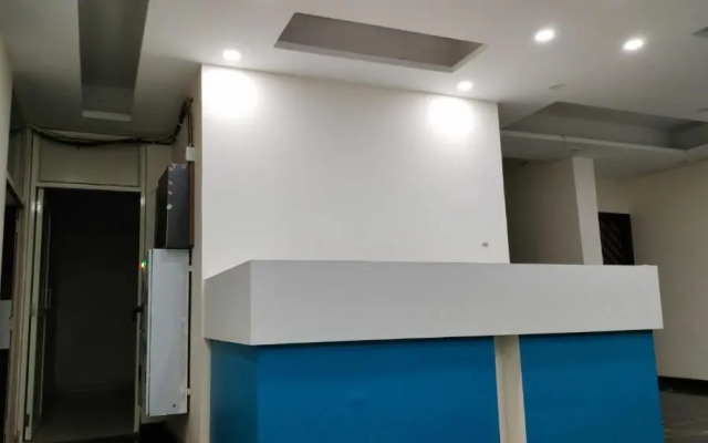 Oyo 92377 Rsk Crown Plaza