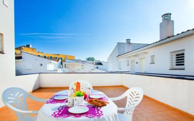 Apartment Platja de Roses.6