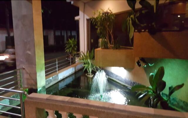 Nora Bukit Hotel