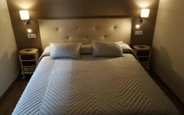 hostal casa lacreu