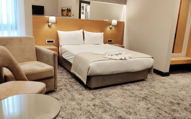 Triada Hotel Karakoy