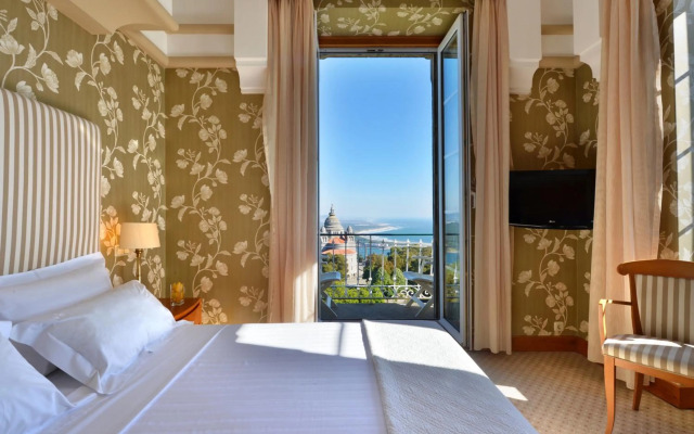 Pousada de Viana do Castelo - Historic Hotel