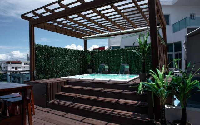 8 Bedrooms Penthouse, Jacuzzi & Private Terrace