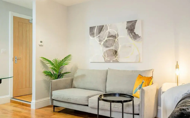 Host Stay Bridge Street Studio Apartment