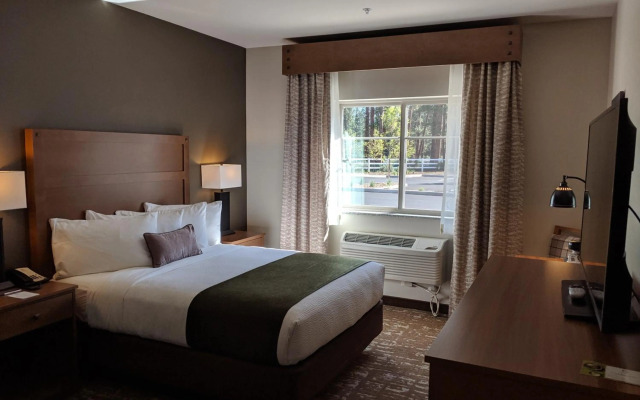 GrandStay Hotel & Suites