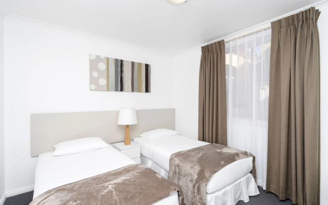 Hillarys Harbour Resort