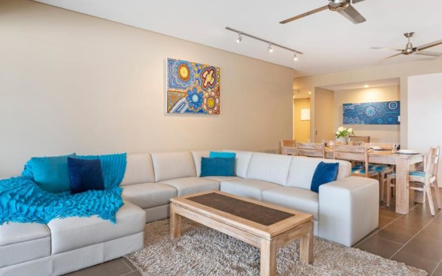 Saltwater Suites - 1,2 & 3 Bed Waterfront Apartments