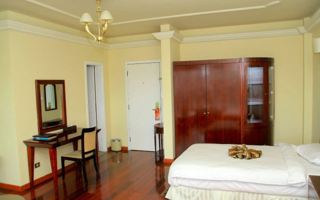 Yoly Addis Hotel