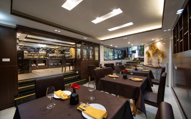 Splendid Holiday Hotel