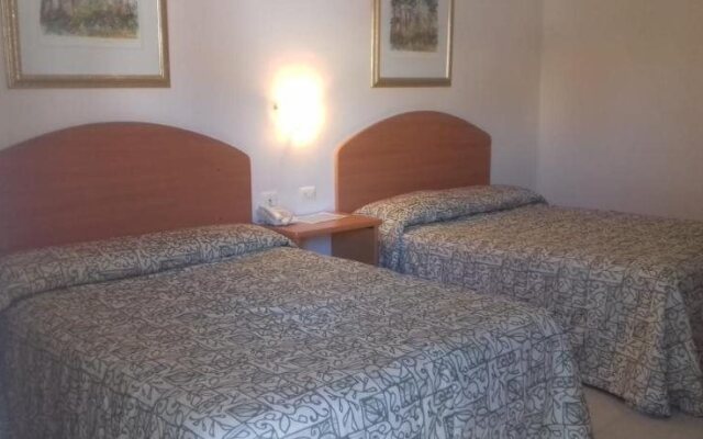 Guaymas Inn