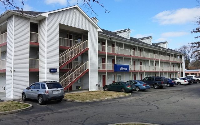 Intown Suites Extended Stay Memphis Tn - Hickory Hill Rd