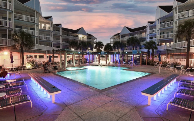 Seascape 1322 2 Bedroom Condo by RedAwning