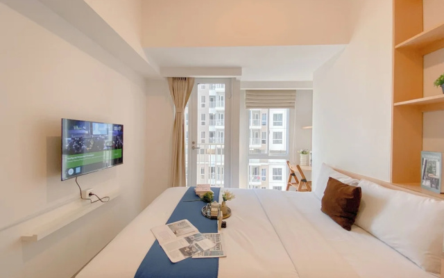 Minimalist Peach Touch Studio Apartment At Tokyo Riverside Pik 2 – Guest Rooms – Jakarta