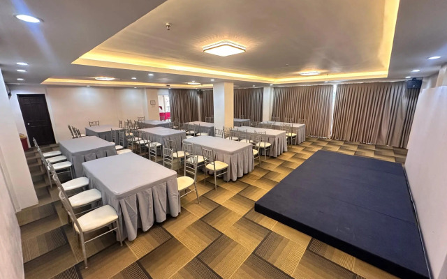 Sebastien Hotel