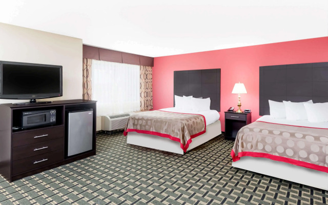 Ramada by Wyndham Vandalia