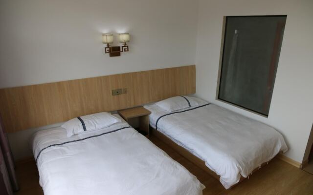 Wuyishan City Chun Hui Traders Hotel