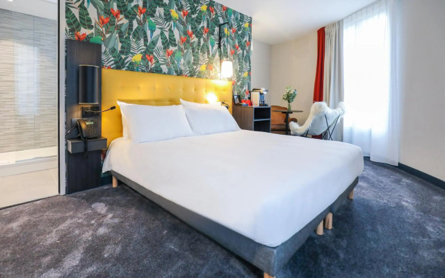 ibis Styles Puteaux Paris La Defense