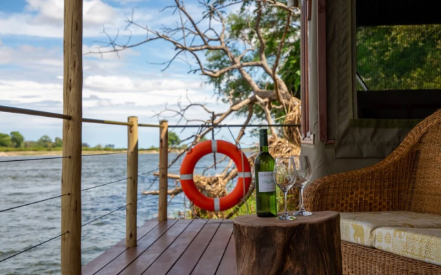 Ndhovu Safari Lodge - Campground