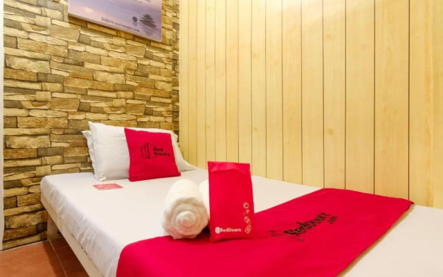 RedDoorz near OWWA Pasay