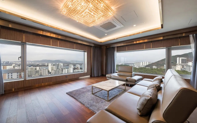 Layers Hotel Busan Hadan