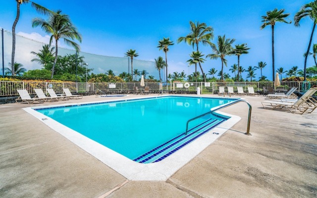 Keauhou Punahele#e-102