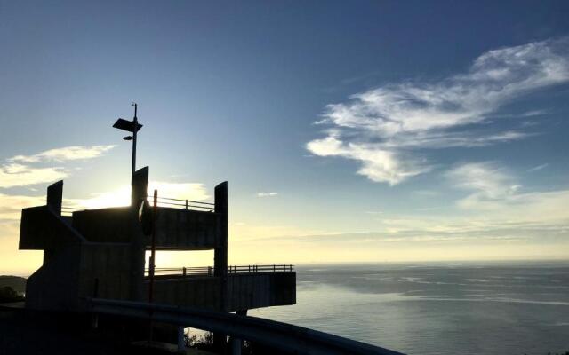 Tsushima White House