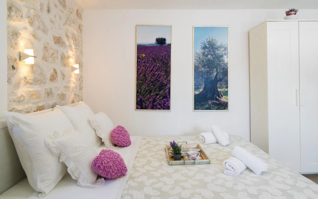 Guest House Babina - Apartments King & Queen