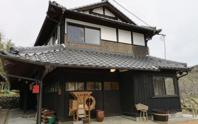 Kominka Guesthouse Himawari — 3-star hotel in Mine