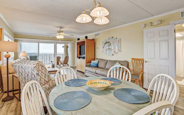 Ocean and Amelia Island View Condo with Oceanside Pool Access by RedAwning