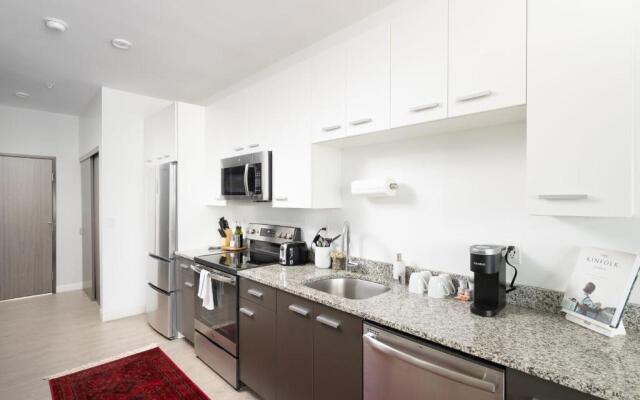 Flexhome Walker's Point 1BR Q1