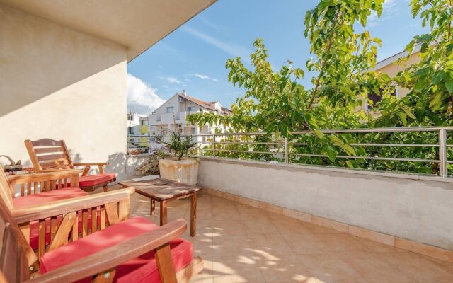 Romantic Oasis modern Apartment