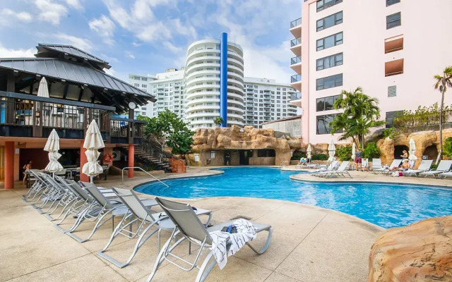 Oceanfront apartments at the Alexander