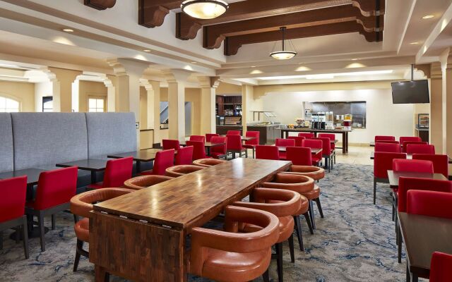 Hilton Garden Inn Valencia Six Flags