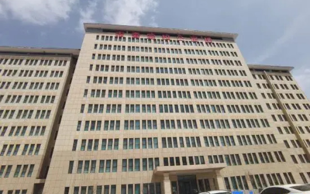 Dingxi Apartment Building