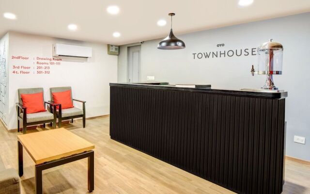 OYO Townhouse 115 Patel Nagar