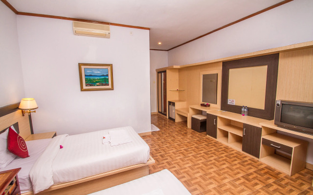 Puri Saron Hotel Madangan