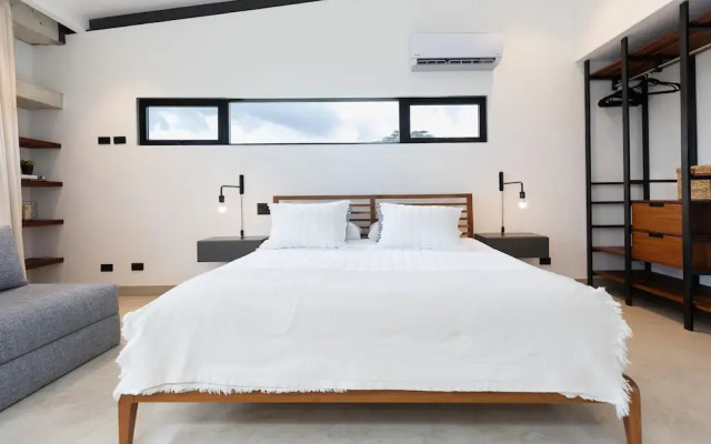 Villa Futura by Acomodo