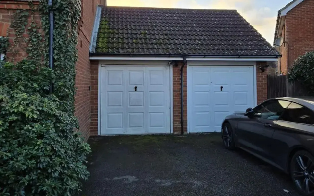Garden - Pets - Parking - Wifi - Sleeps 2