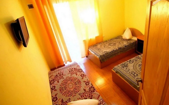 Guest House Uytnoe Zhil'e