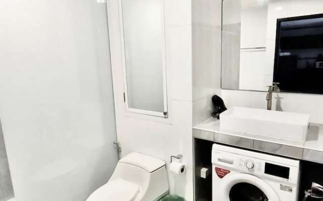 Patong Tower 1.1 Patong Beach by PHR